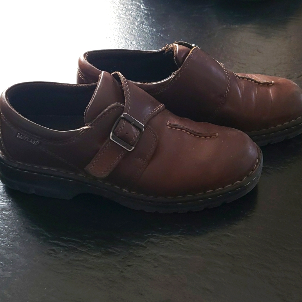 Eastland leather loafer